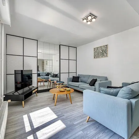 Apartamento Coliving - Silva Bedroom - Convenient & Near Cern *