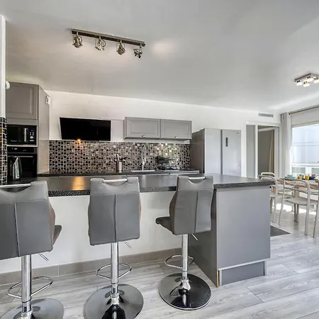 Coliving - Silva Bedroom - Convenient & Near Cern